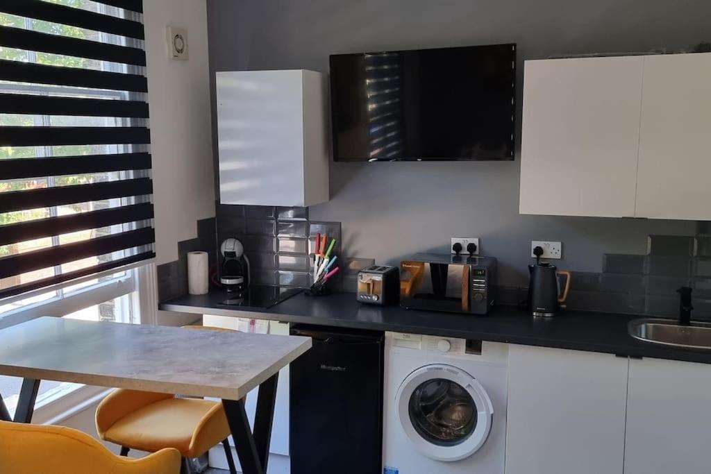 Central London Studio 1Bedroom Exterior photo